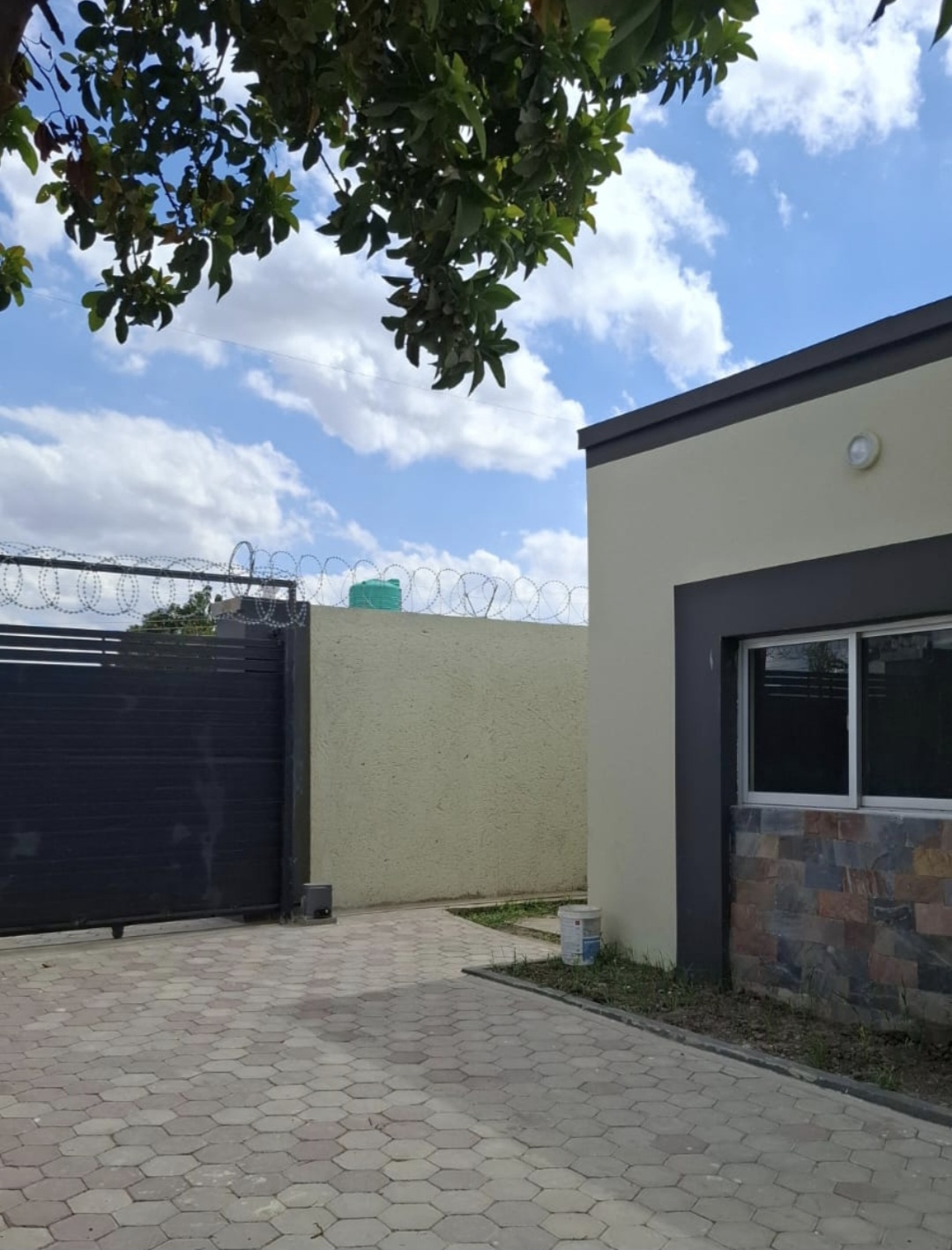 Modern 2-Bedroom Flat in Meanwood Ndeke Phase 1